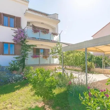 With A Parking Space Biograd Na Moru, Biograd - 23766 Apartment *