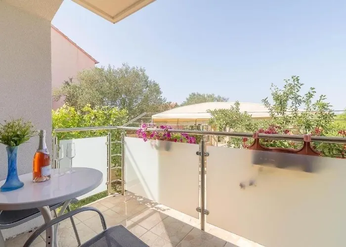 Apartman With Parking Space Biograd Na Moru, Biograd - 23766 Biograd na Moru