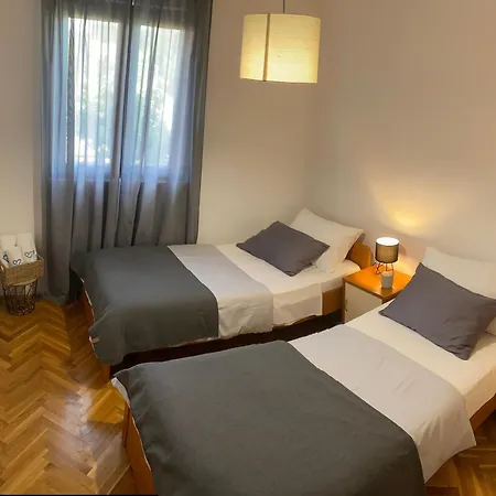 Apartments With Parking Space Biograd Na Moru - 23766 *